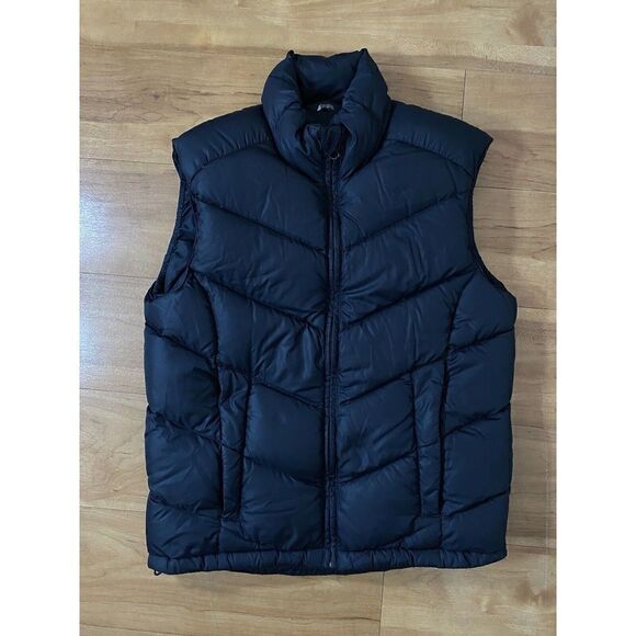 Women's MEC Down Vest Made in Canada Black Size Small Mountain Equipment - Picture 1 of 7